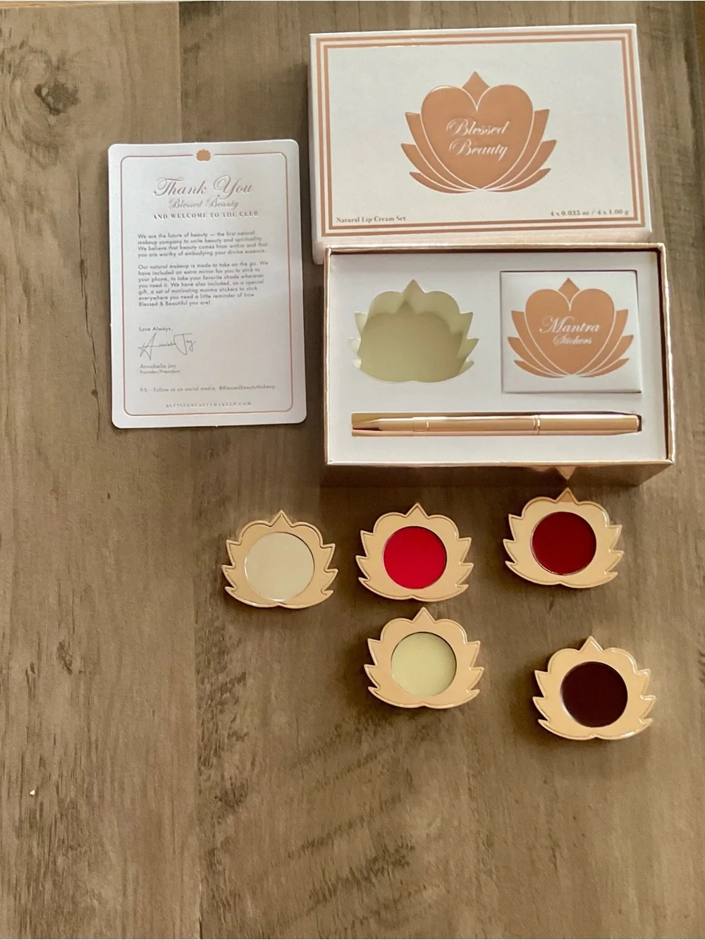 New Blessed Beauty Natural Lip Cream Set With Brush